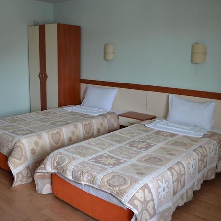 Hotel Perla Gorna Oryakhovitsa Εξωτερικό φωτογραφία