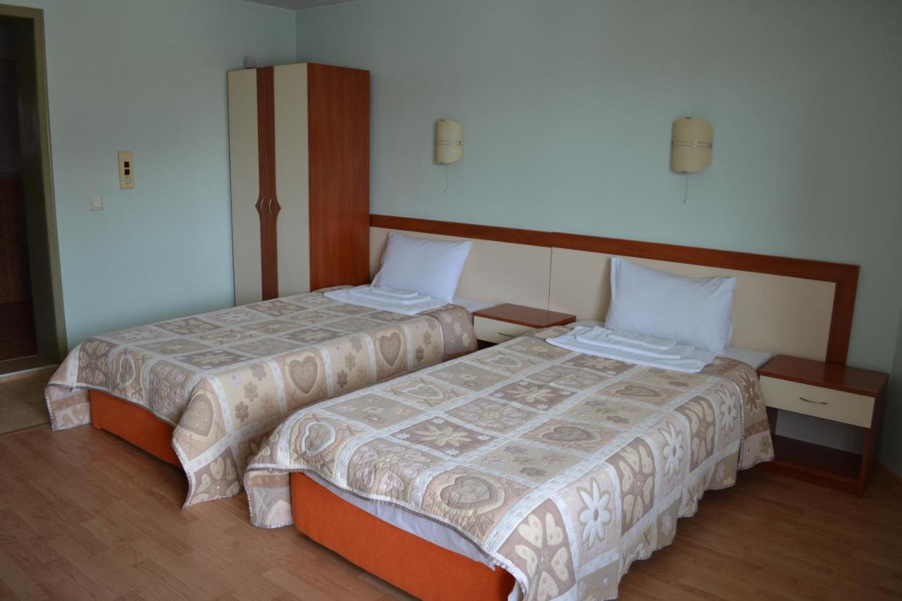 Hotel Perla Gorna Oryakhovitsa Εξωτερικό φωτογραφία