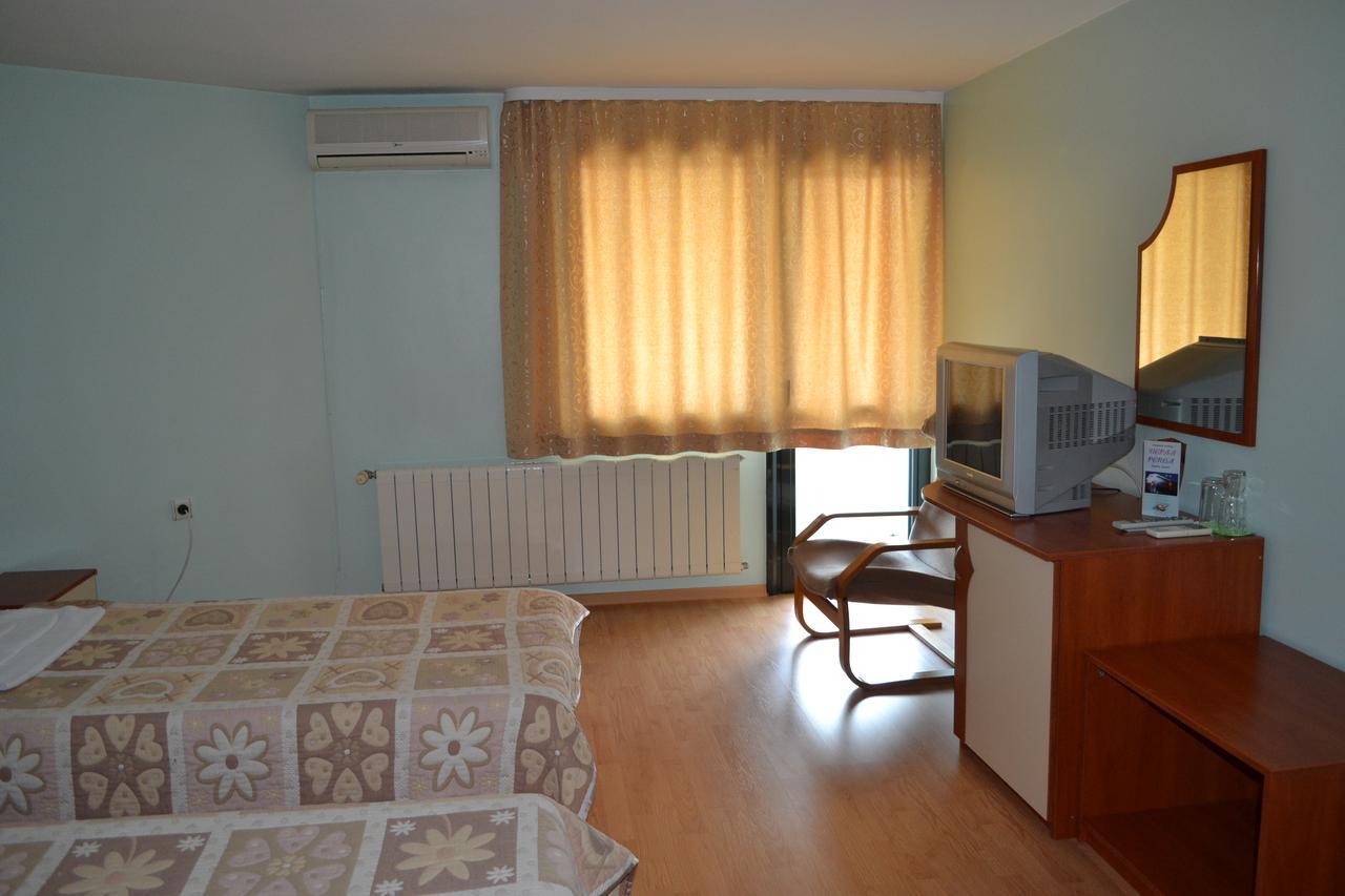 Hotel Perla Gorna Oryakhovitsa Εξωτερικό φωτογραφία