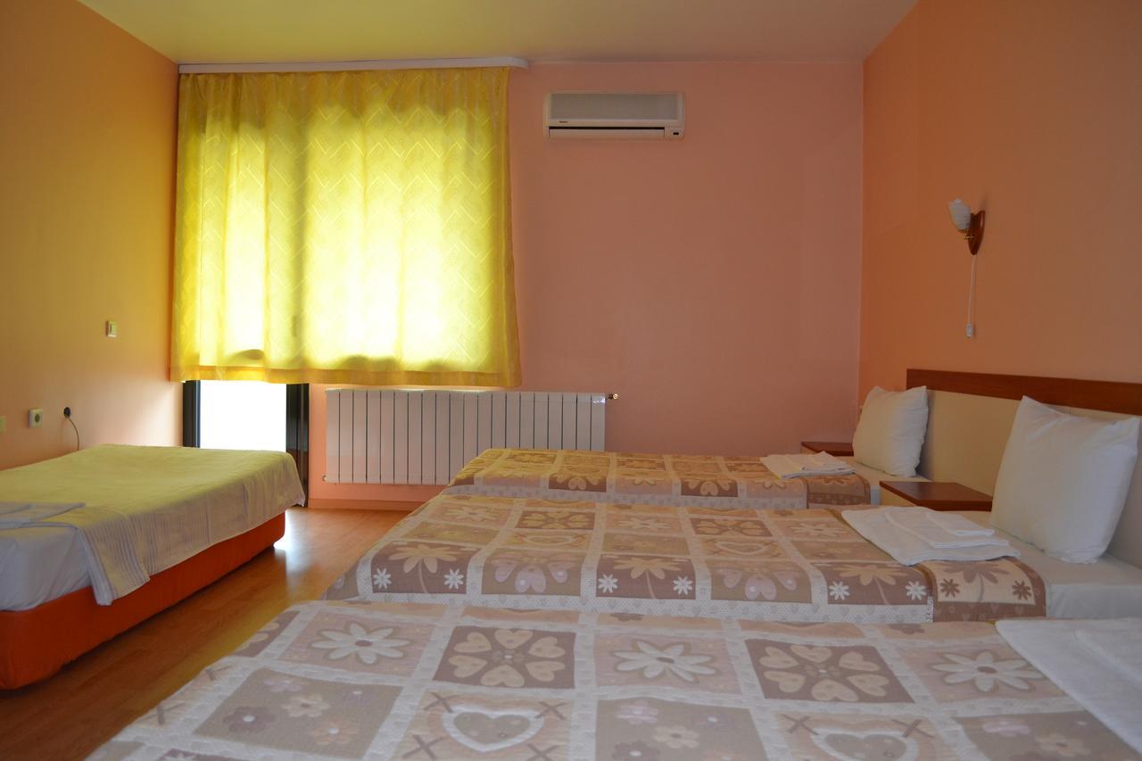 Hotel Perla Gorna Oryakhovitsa Εξωτερικό φωτογραφία
