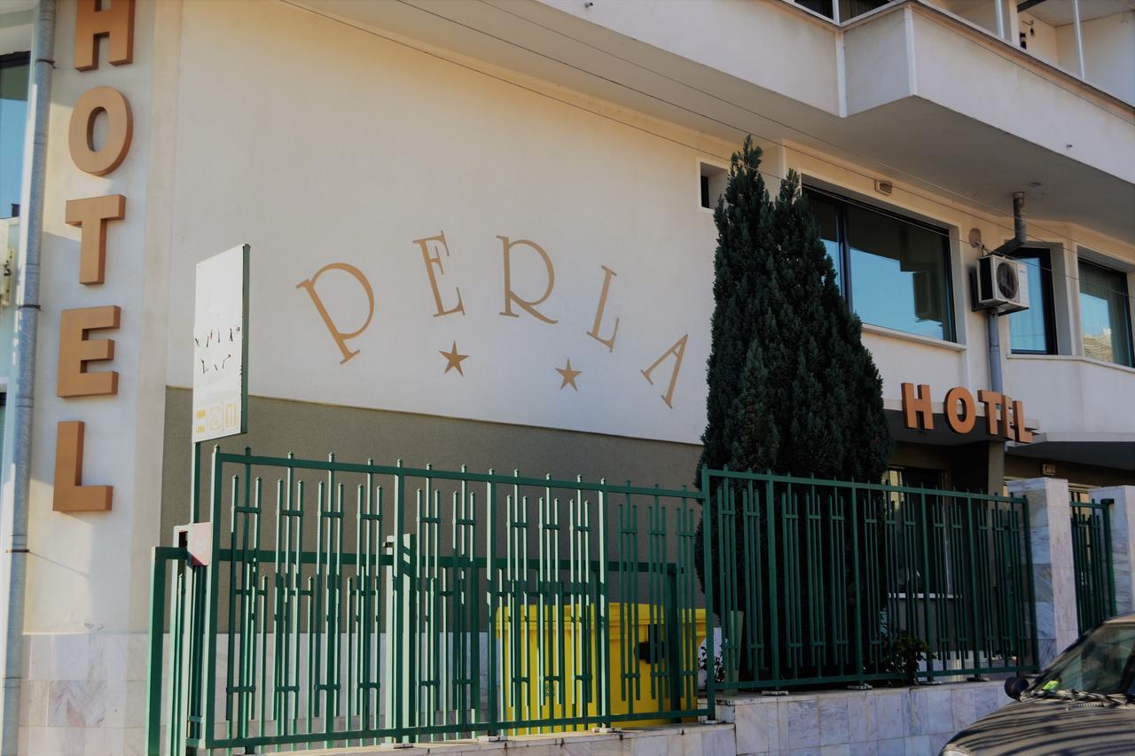 Hotel Perla Gorna Oryakhovitsa Εξωτερικό φωτογραφία